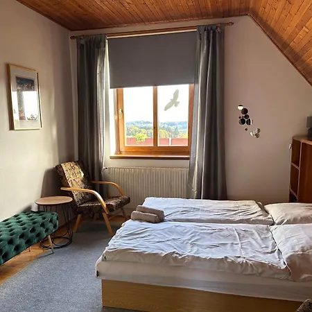 Harvanek ゲストハウス 3*