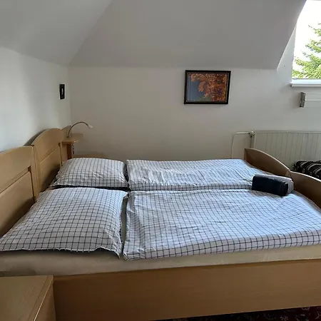 ゲストハウス Harvanek